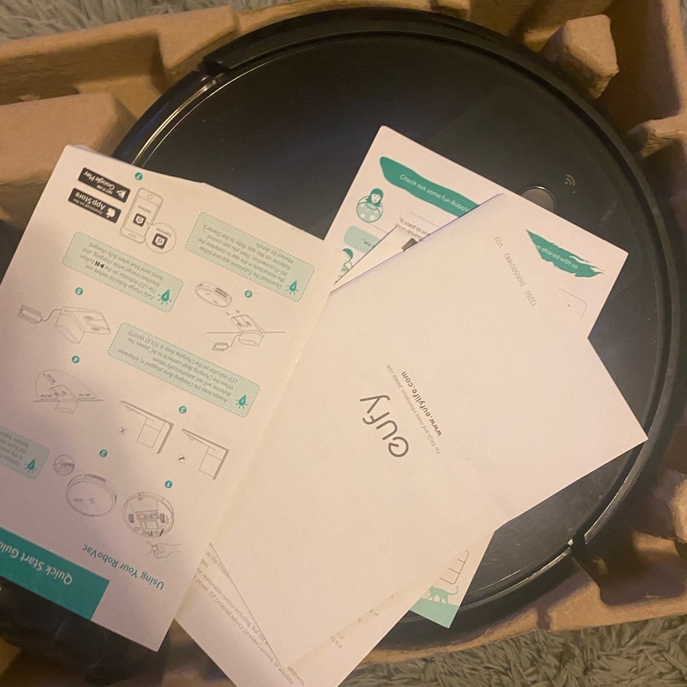 Eufy by anker robovacG30.